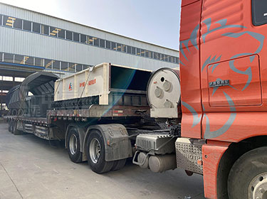 時產300方八角重型滾筒篩發(fā)往河北助力陳腐垃圾處理